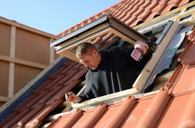 Pose de fenêtres de toit Velux à Beaudéan